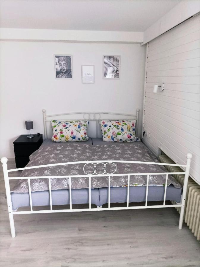 Kleine Ferienwohnung Mit Terrasse Am Waldrand Schonau  Exterior foto
